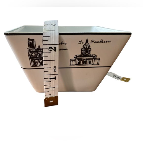 222 FIFTH Around The City Paris China Appetizer Bowls Eiffel Tower White/Black - Picture 7 of 9
